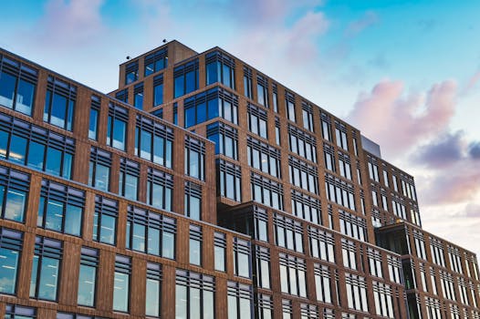 Beyond the Spreadsheet: A Deeper Dive into How to Evaluate a Commercial Real Estate Investment